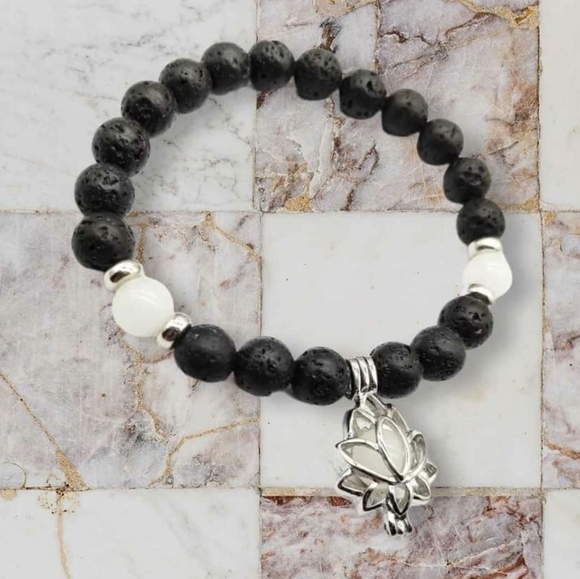 Women's Lotus Lava Glow Bracelet - 8mm - Picture 2 of 2